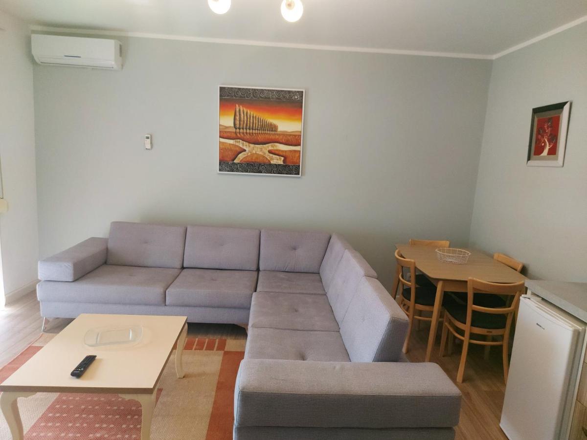 Bral Apartment 6 Durrës Esterno foto